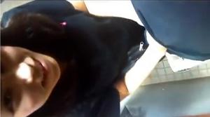 ＜ハメ撮りカップル＞「やぁん♡もっと突いて！」部活サボって彼氏とトイレで生ハメしちゃうふしだら女子高生。