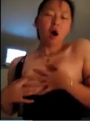 【ブスだけどエッチ大好き！女友達とスマホ撮影ハメ撮りセックス！】女子大生が男友達と生ハメガチパコセックス！