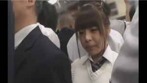 【大人しめの可愛い女子高生が電車通学中にセクハラ痴漢されちゃう！】制服美少女女子高生電車内寝取られ強姦痴漢レイプ！